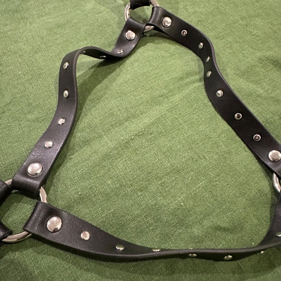 Vegan leather Harness Bra by Parade x Zana Bayne - Picture 2 of 4